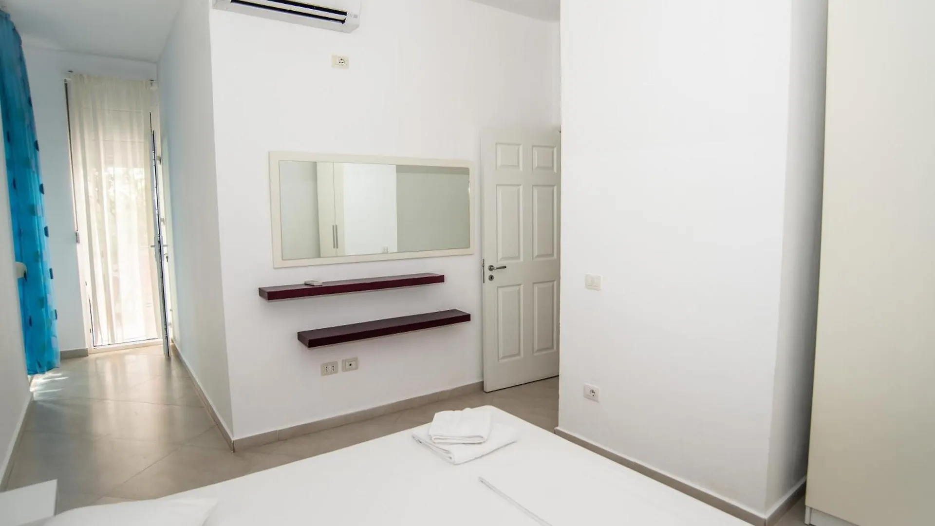 Bougainville Bay Apartments Sarandë