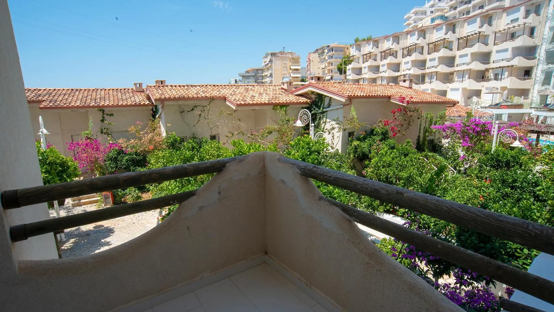 Bougainville Bay Apartments Sarandë
